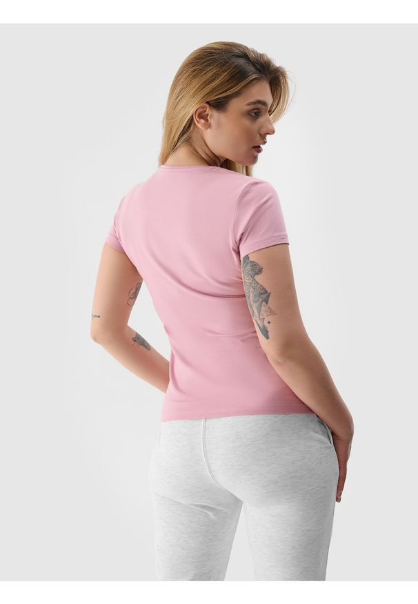 4f - 4F T-shirt slim gładki damski - różowy S. Okazja: na co dzień. Kolor: różowy. Materiał: jersey, elastan, dzianina, bawełna, materiał. Wzór: gładki. Styl: sportowy, casual