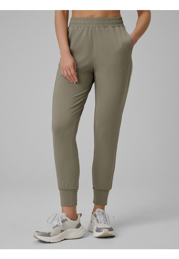 4f - 4F Spodnie treningowe szybkoschnące damskie - oliwkowe S. Kolor: oliwkowy, brązowy, wielokolorowy. Materiał: włókno. Sport: fitness