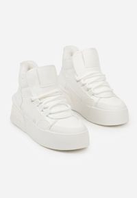 Born2be - Białe Ocieplane Sneakersy na Grubej Podeszwie z Tłoczonym Wzorem Anweda. Okazja: na co dzień. Kolor: biały. Materiał: jeans #4