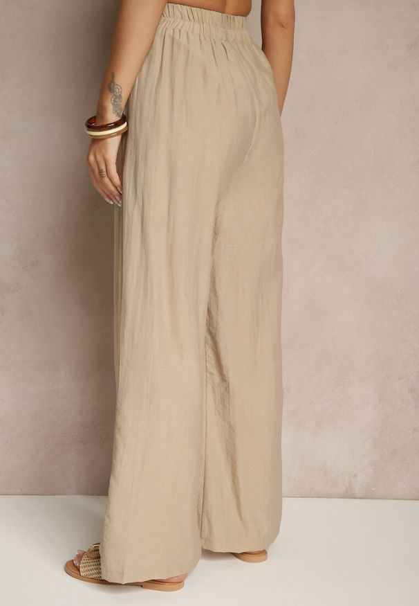 Renee - Ciemnobeżowe Wiskozowe Spodnie Palazzo High Waist z Lnem Linaselia. Okazja: na co dzień. Stan: podwyższony. Kolor: beżowy. Materiał: wiskoza, len. Styl: elegancki, casual