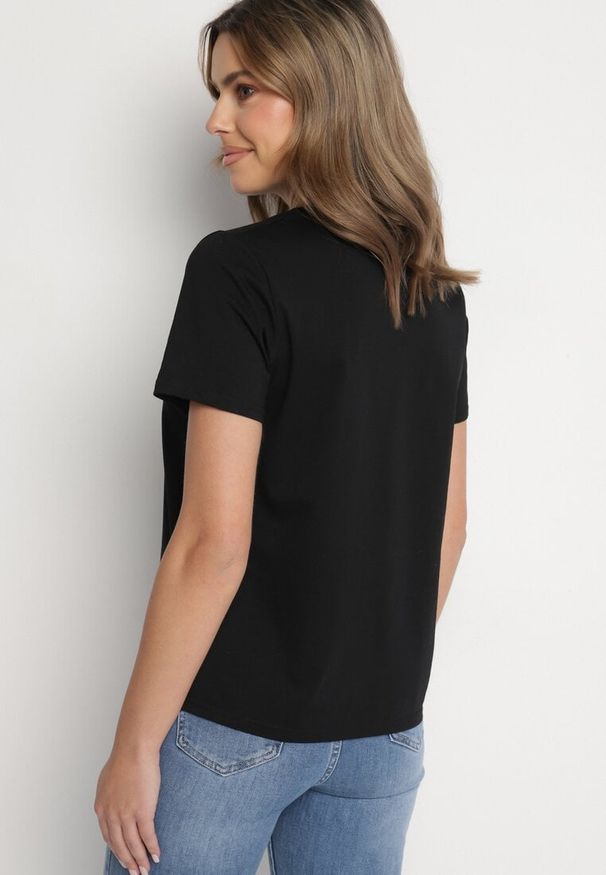 Born2be - Czarny T-shirt z Bawełny o Kroju Oversize z Nadrukiem z Zebrą Naliviel. Okazja: na co dzień. Kolor: czarny. Materiał: bawełna. Wzór: nadruk, motyw zwierzęcy. Styl: klasyczny, elegancki, casual