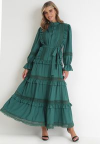 Born2be - Zielona Koszulowa Sukienka z Falbanką i Koronką Peza. Kolor: zielony. Materiał: koronka. Wzór: koronka. Typ sukienki: koszulowe #1