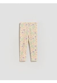 Reserved - Bawełniane legginsy z nadrukiem - jasnożółty. Kolor: żółty. Materiał: bawełna. Wzór: nadruk #1