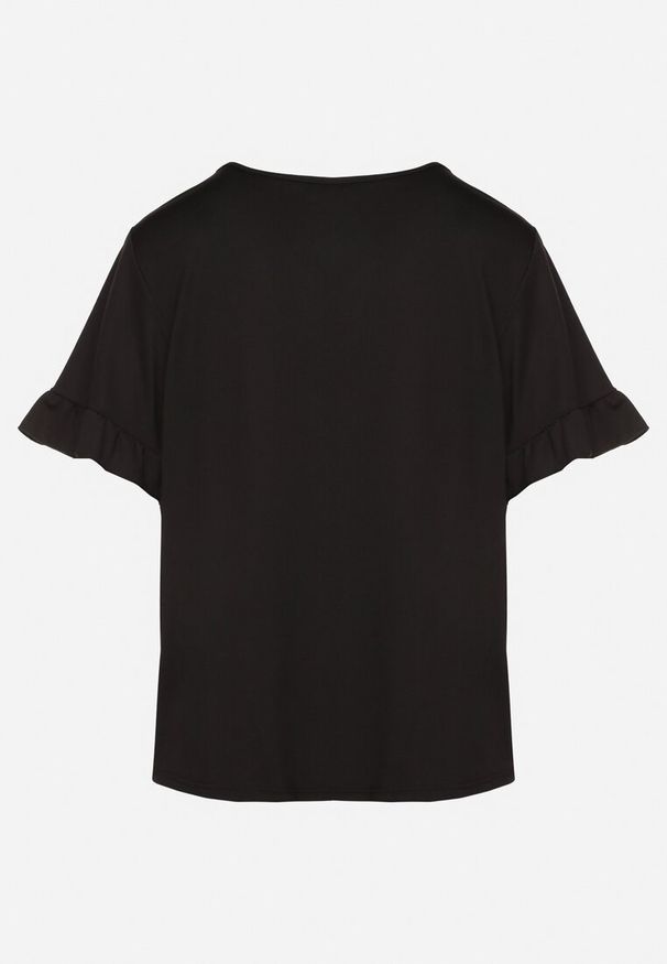 Born2be - Czarna Bluzka z Dekoltem w Serek z Wiskozą Zdobiona Falbankami przy Rękawach Aliriva. Okazja: na co dzień. Typ kołnierza: dekolt w serek, kołnierz z falbankami. Kolor: czarny. Materiał: wiskoza. Wzór: aplikacja. Styl: elegancki, casual, klasyczny