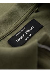 Ombre Clothing - Męska koszulka polo z dekoltem na zamek - oliwkowa V5 - Rozmiar: XXL. Okazja: na co dzień. Typ kołnierza: polo. Kolor: oliwkowy. Materiał: bawełna, elastan, dzianina. Styl: sportowy, casual, elegancki #7