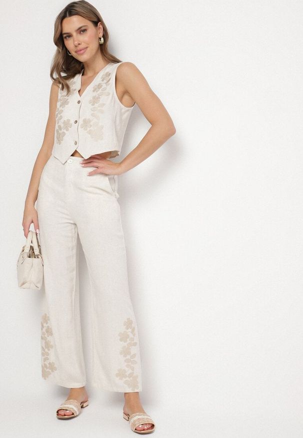 Born2be - Beżowy Komplet z Wiskozy i Lnu Kamizelka i Proste Spodnie Ozdobiony Haftem Breadia. Kolor: beżowy. Materiał: wiskoza, len. Wzór: aplikacja, haft