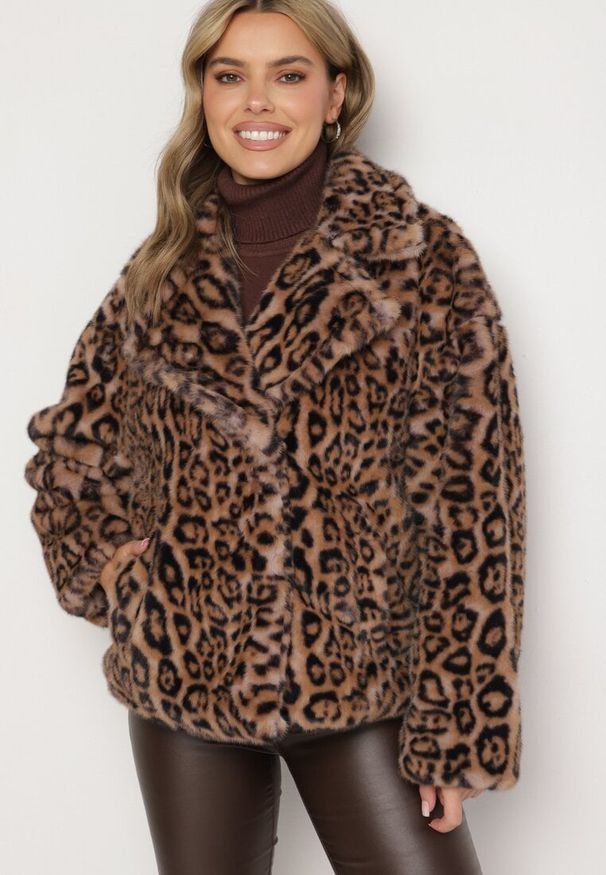 Born2be - Brązowa Kurtka Futerko w Panterkę z Kieszeniami Fidelis. Okazja: na co dzień. Kolor: brązowy. Materiał: futro. Wzór: motyw zwierzęcy. Styl: casual, elegancki
