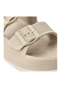 Beżowe Klapki Vinceza Wygodne Obuwie Damskie. Okazja: na plażę, na co dzień. Kolor: beżowy. Wzór: paski. Sezon: lato. Styl: casual, sportowy #7