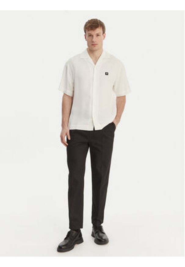 Hugo - HUGO Koszula Espino 50560593 Écru Oversize. Kolor: kremowy. Materiał: lyocell
