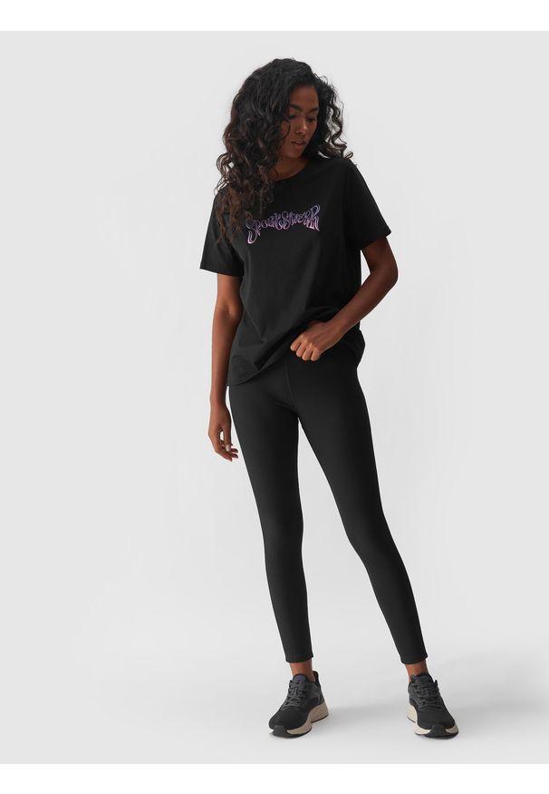 4f - 4F Legginsy prążkowane damskie - czarne M. Okazja: na co dzień. Stan: podwyższony. Kolor: czarny. Materiał: prążkowany. Wzór: prążki, jednolity. Styl: casual, sportowy