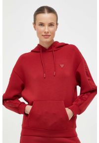 Guess bluza damska kolor czerwony z kapturem z nadrukiem. Typ kołnierza: kaptur. Kolor: czerwony. Materiał: materiał, dzianina, wiskoza. Wzór: nadruk #3