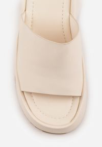 Born2be - Beżowe Klapki w Stylu Casual na Platformie z Koturnem Penoris. Okazja: na co dzień. Kolor: beżowy. Materiał: jeans, len. Sezon: lato. Obcas: na koturnie. Styl: casual #2