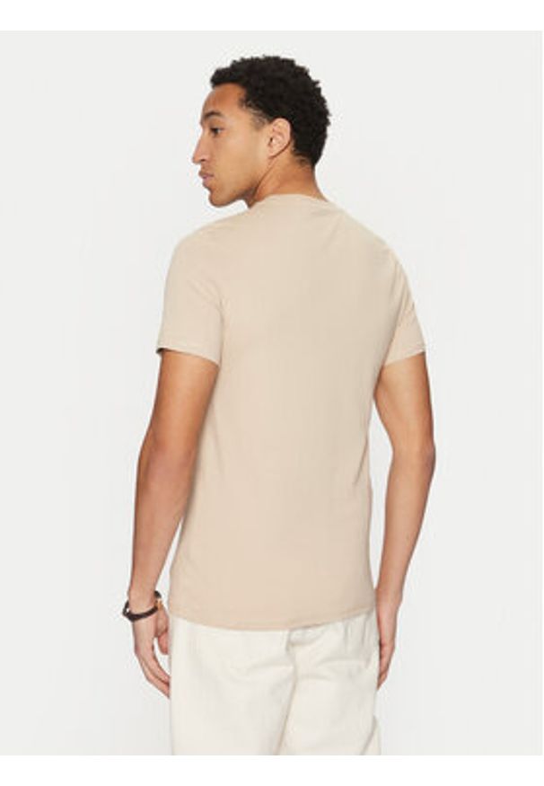 Guess T-Shirt M2YI72 I3Z14 Beżowy Regular Fit. Kolor: beżowy. Materiał: bawełna
