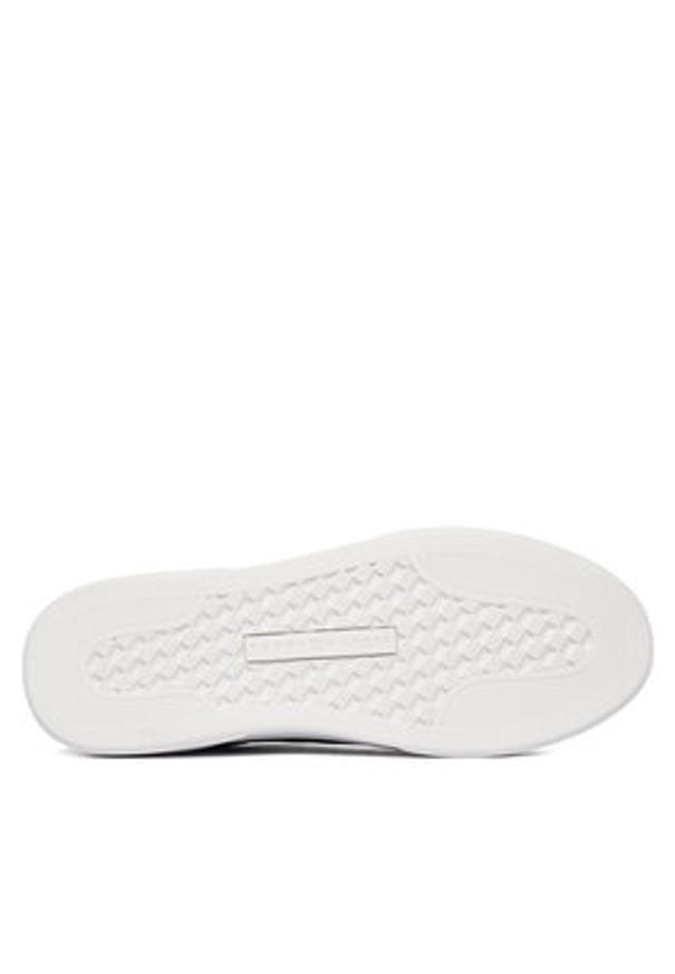 TOMMY HILFIGER - Tommy Hilfiger Sneakersy Essential Chic Court Sneaker FW0FW09019 Czarny. Kolor: czarny. Materiał: skóra