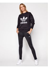 Adidas - adidas Bluza Trefoil Crew FM3272 Czarny Regular Fit. Kolor: czarny. Materiał: bawełna