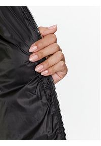 CMP Kurtka zimowa 33K3676 Czarny Regular Fit. Kolor: czarny. Materiał: syntetyk. Sezon: zima