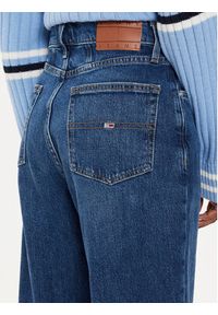 Tommy Jeans Jeansy DW0DW19244 Niebieski Mom Fit. Kolor: niebieski