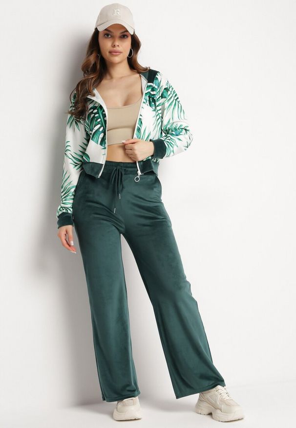 Born2be - Ciemnozielony Welurowy Komplet Dresowy Bluza z Florystycznym Printem i Szerokie Spodnie Taniussa. Kolor: zielony. Materiał: dresówka, welur. Wzór: nadruk