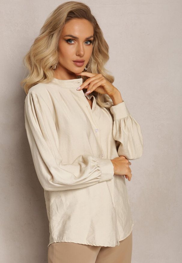 Renee - Beżowa Koszula Zapinana z Plisowanym Rękawem Marela. Kolor: beżowy