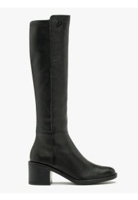 Ryłko - Czarne kozaki damskie z wąską cholewką. Nosek buta: okrągły. Zapięcie: zamek. Kolor: czarny. Materiał: skóra. Szerokość cholewki: wąska. Obcas: na obcasie. Styl: street. Wysokość obcasa: średni #1