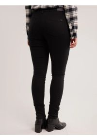 Big-Star - Jeansy damskie skinny czarne Adela 915. Okazja: do domu. Kolor: czarny. Długość: długie #7