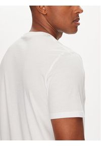 Calvin Klein T-Shirt Outline Tape Graphic LV04RC852G Biały Regular Fit. Kolor: biały. Materiał: bawełna #5