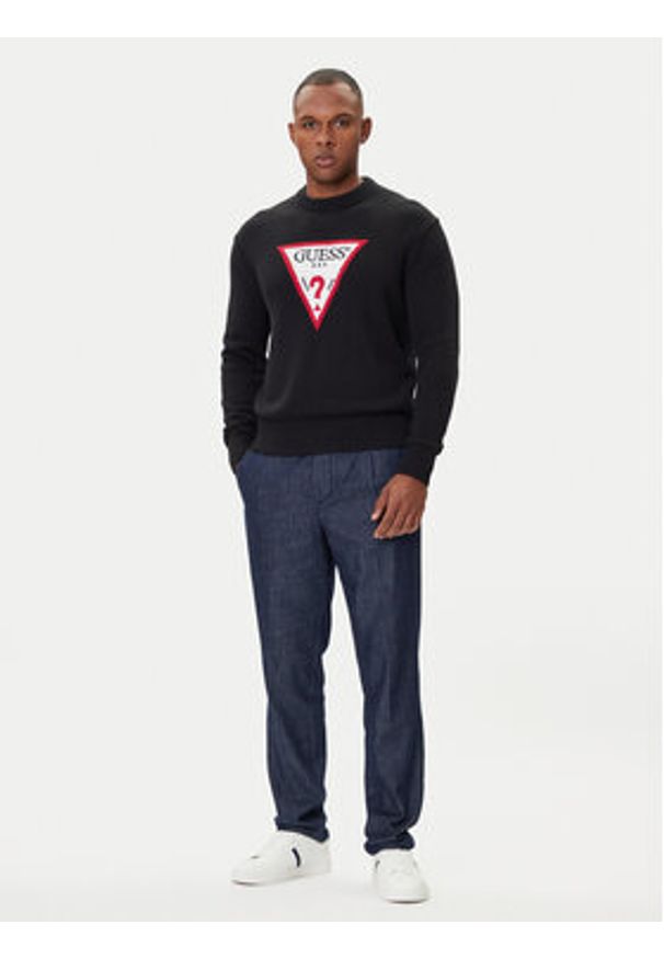 Guess Jeans Sweter M4BR32 Z3HM1 Czarny Regular Fit. Kolor: czarny. Materiał: bawełna