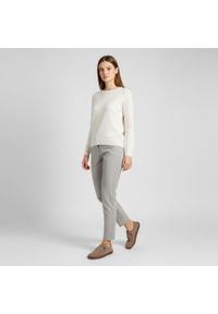 Półbuty damskie barefoot Armodo, cholewka ze skóry naturalnej o miękkiej matowej strukturze klasyczne sznurowanie zapewniające dobre dopasowanie oraz. Okazja: na co dzień. Zapięcie: sznurówki. Kolor: beżowy. Materiał: skóra. Szerokość cholewki: normalna. Styl: klasyczny #4