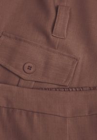 Renee - Brązowy Garniturowy Komplet z Bawełną Spodnie Wide Leg i Kamizelka Utility Aloane. Kolor: brązowy. Materiał: bawełna #8
