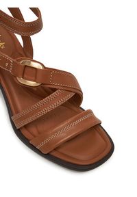 Clarks Sandały Morwyn Strap 26181244 Brązowy. Kolor: brązowy. Materiał: skóra