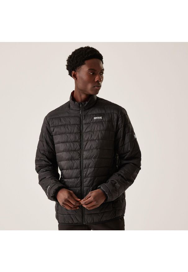 Regatta - Kurtka turystyczna męska Hillpack II wodoodporna. Kolor: czerwony, zielony, brązowy, wielokolorowy. Materiał: puch, poliamid. Sport: turystyka piesza