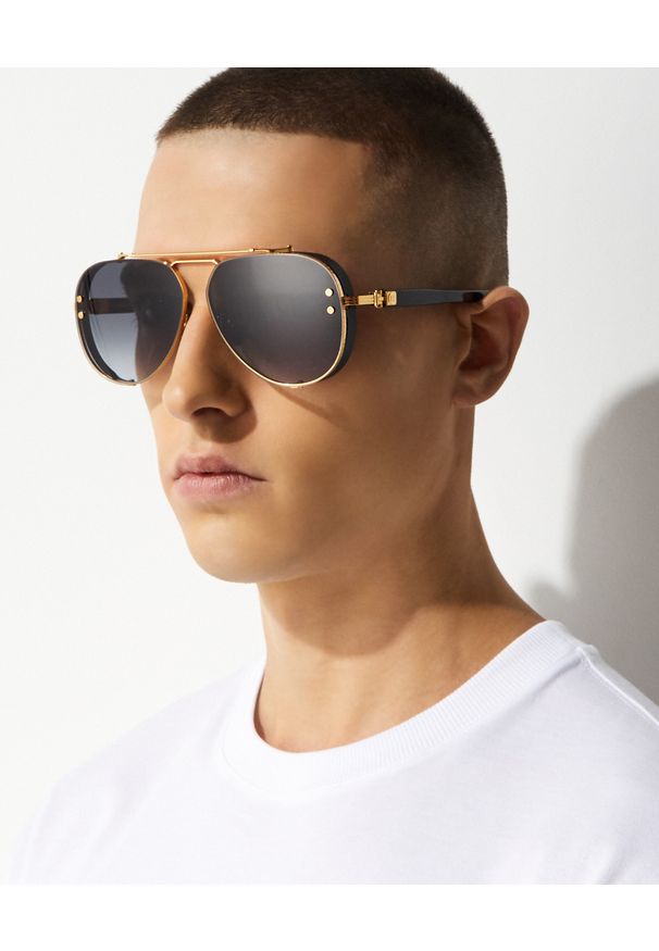 Balmain - BALMAIN - Okulary przeciwsłoneczne pilotki Captaine. Kolor: złoty