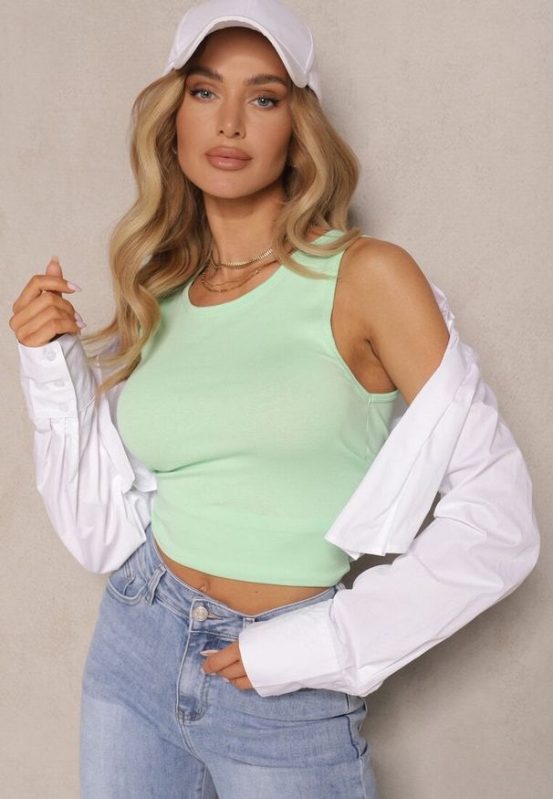 Renee - Jasnozielony Basicowy Top z Bawełny Nusithiela. Okazja: na co dzień. Kolor: zielony. Materiał: bawełna. Wzór: aplikacja, gładki. Styl: klasyczny, casual