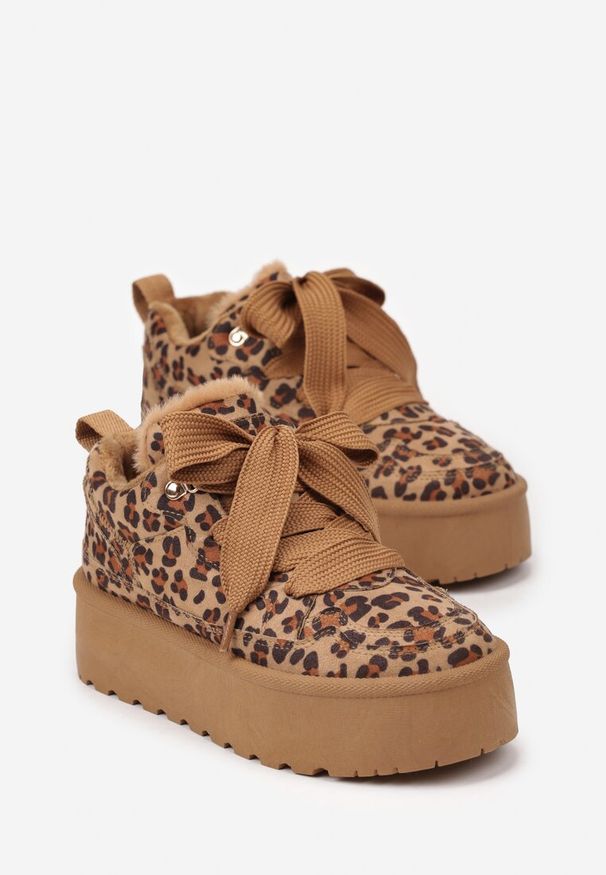 Born2be - Brązowe Sneakersy Vices w Stylu Śniegowców w Panterkę na Platformie z Ozdobnym Futerkiem Nalirea. Okazja: na co dzień. Zapięcie: sznurówki. Kolor: brązowy. Materiał: futro. Wzór: motyw zwierzęcy. Sezon: zima. Obcas: na platformie