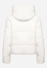 Born2be - Biała Prosta Kurtka Pikowana z Kapturem i Kieszeniami Mirilda. Okazja: na co dzień, na spacer. Typ kołnierza: kaptur. Kolor: biały. Materiał: jeans. Sezon: zima. Styl: klasyczny, casual, elegancki #6