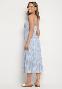 Born2be - Niebieska Sukienka Rozkloszowana na Ramiączkach z Guzikami z Wiskozą Efrinelle. Okazja: na co dzień. Typ kołnierza: dekolt w kształcie V. Kolor: niebieski. Materiał: wiskoza. Długość rękawa: na ramiączkach. Typ sukienki: rozkloszowane. Styl: casual, elegancki #7