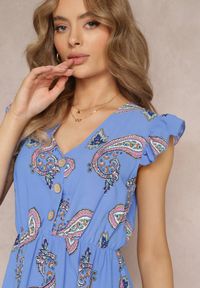 Renee - Niebieska Rozkloszowana Sukienka Mini we Wzór Paisley Rachelli. Typ kołnierza: kołnierz z falbankami. Kolor: niebieski. Długość rękawa: bez rękawów. Wzór: paisley. Styl: elegancki. Długość: mini