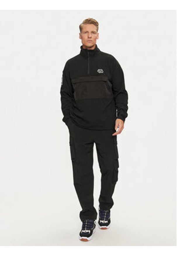 Colourwear Bluza Bloc Half Zip 7010253 Czarny Regular Fit. Kolor: czarny. Materiał: bawełna