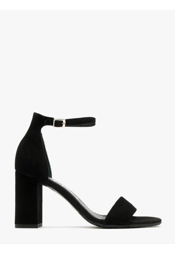 Ryłko - Dwuczęściowe czarne sandały na słupku DAGA. Kolor: czarny. Materiał: welur. Obcas: na słupku. Wysokość obcasa: średni
