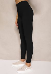 Renee - Czarne Legginsy z Prążkowanej Tkaniny z Szeroką Gumką w Pasie Lanoriae. Okazja: na co dzień. Stan: podwyższony. Kolor: czarny. Materiał: tkanina, prążkowany. Styl: klasyczny, casual, elegancki
