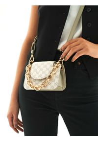 Kazar - Biało-szara torebka damska. Kolor: biały. Wzór: aplikacja. Materiał: skórzane. Styl: elegancki #5