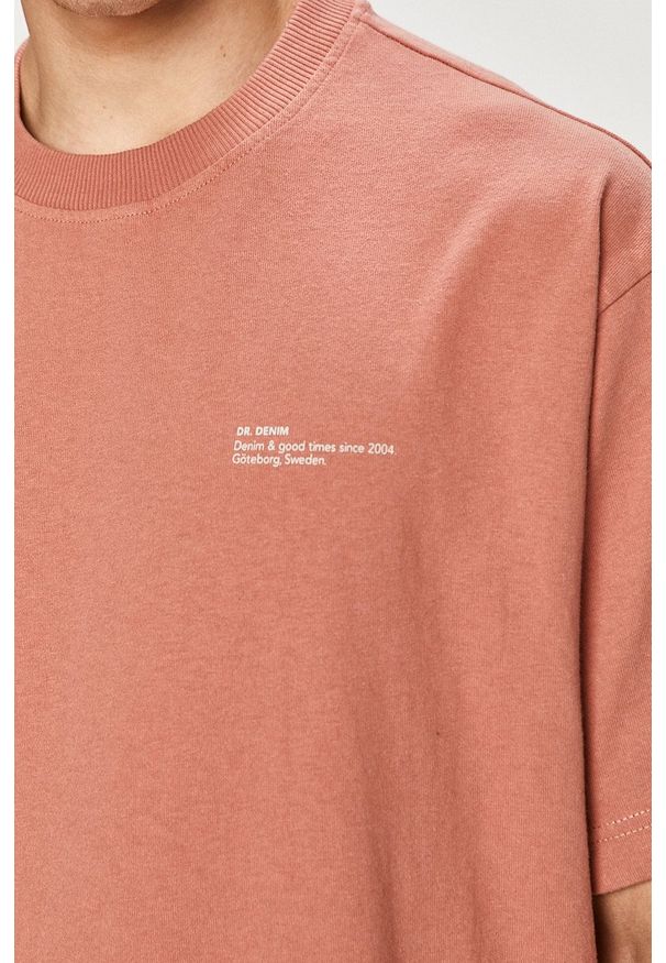 Dr. Denim - T-shirt. Kolor: różowy. Materiał: denim. Wzór: nadruk
