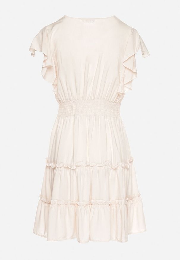 Born2be - Beżowa Gładka Sukienka Mini Taliowana z Falbankami Wokół Ramion Zynnas. Typ kołnierza: kołnierz z falbankami. Kolor: beżowy. Wzór: gładki. Sezon: lato. Długość: mini