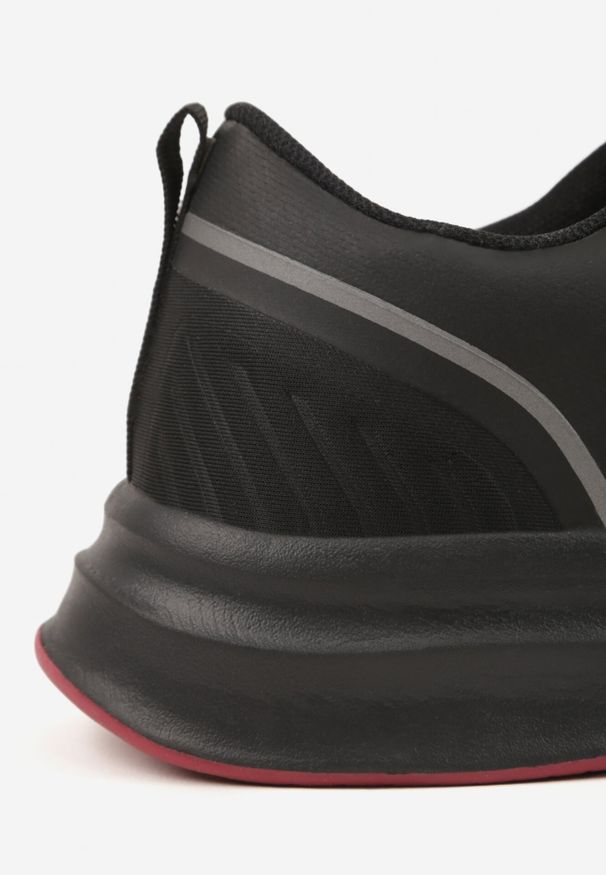 Born2be - Czarno-Czerwone Buty Sportowe Sznurowane z Siateczką Delle. Okazja: na co dzień. Kolor: czarny. Materiał: jeans