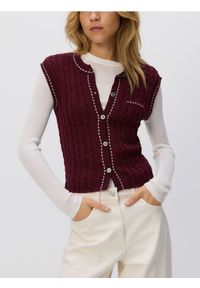 Reserved - Dzianinowa kamizelka - burgundowy. Kolor: czerwony. Materiał: dzianina #1