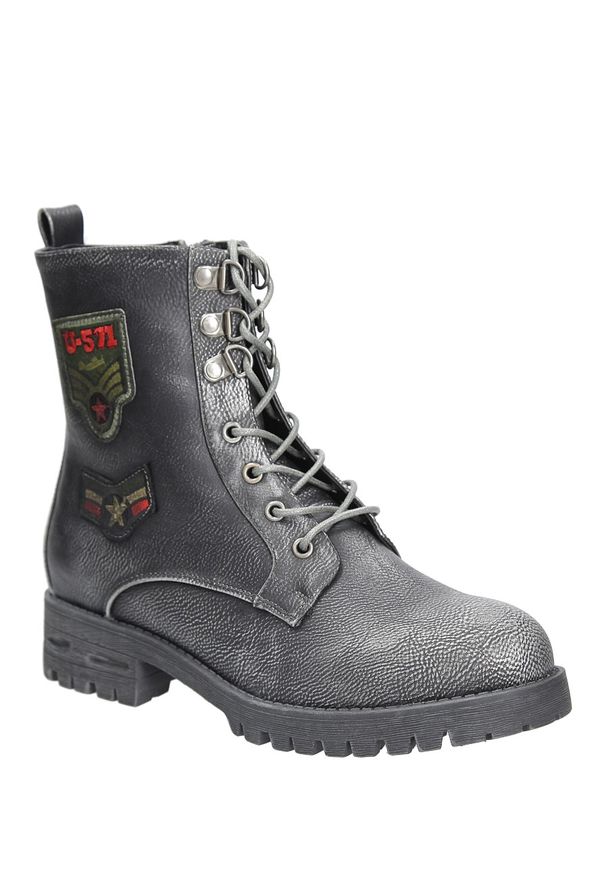 S.Barski - Trzewiki z naszywkami military s.barski 8955. Kolor: srebrny, czarny, wielokolorowy. Wzór: aplikacja