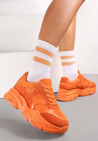 Born2be - Pomarańczowe Sznurowane Sneakersy na Grubej Podeszwie ze Żłobieniami Dangray. Kolor: pomarańczowy