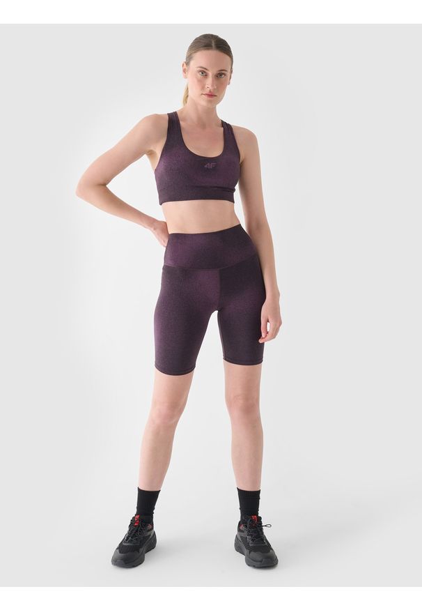 4f - 4F Legginsy kolarki treningowe damskie - fioletowe S. Stan: podwyższony. Kolor: fioletowy. Materiał: dzianina, elastan, włókno, syntetyk, materiał. Długość: krótkie. Wzór: gładki, nadruk, ze splotem. Sport: fitness