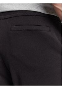 Calvin Klein Jeans Szorty sportowe J30J322915 Czarny Regular Fit. Kolor: czarny. Materiał: bawełna. Styl: sportowy #4