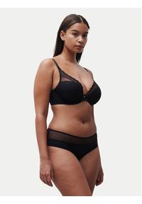 Chantelle Figi klasyczne Norah Chic C16M40 Czarny. Kolor: czarny. Materiał: syntetyk